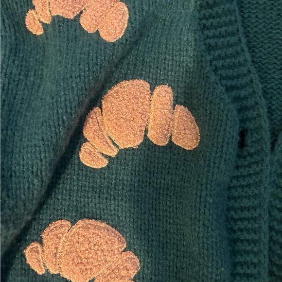 Luna Ivy Croissant Cardigan Sweater Green Size Small NWOT Viral - Picture 2 of 4
